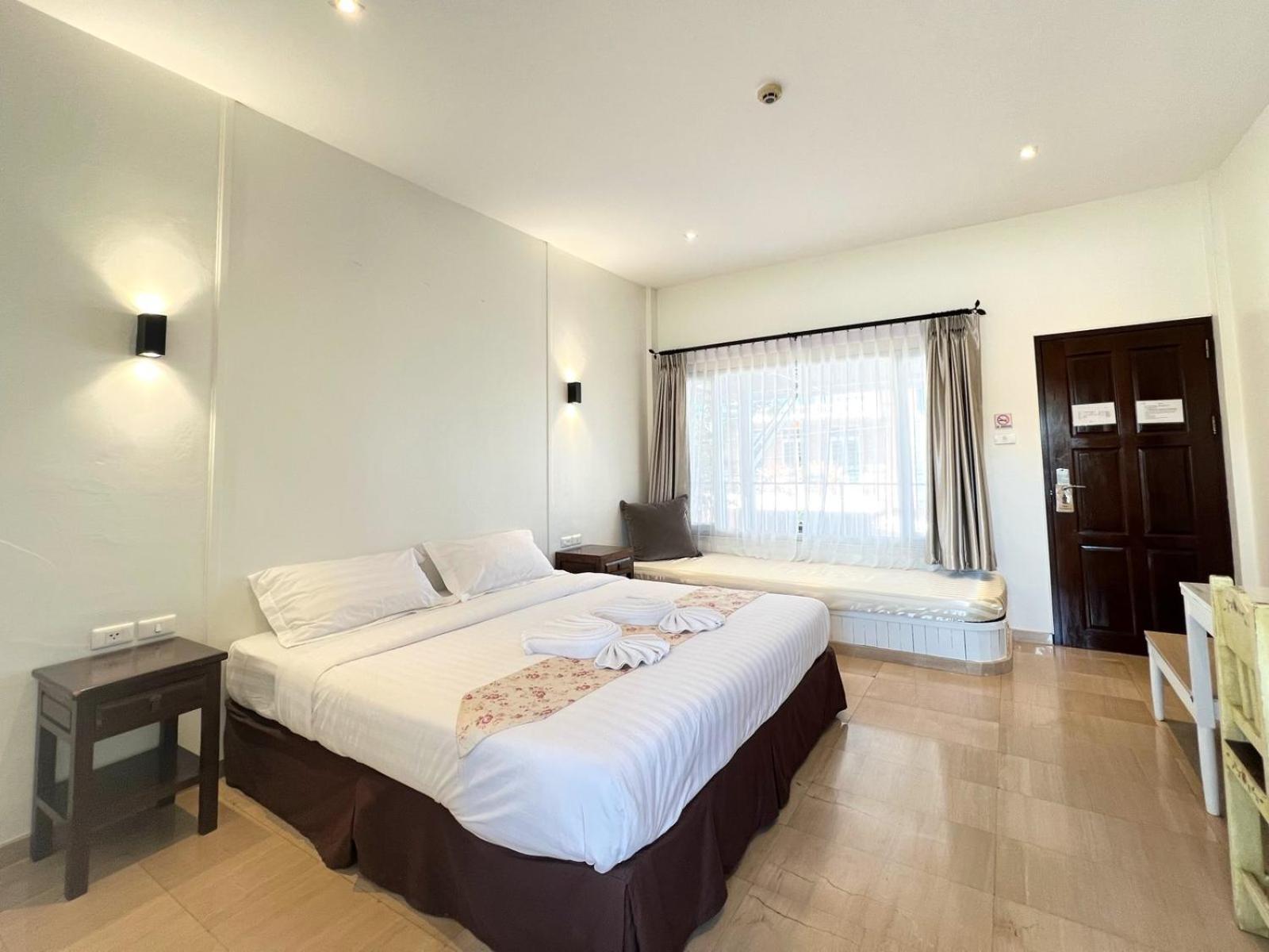 3B Boutique Hotel Chiang Mai Esterno foto